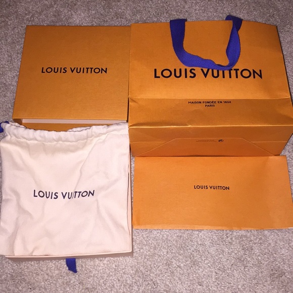louis vuitton belt box and dust bolsa
